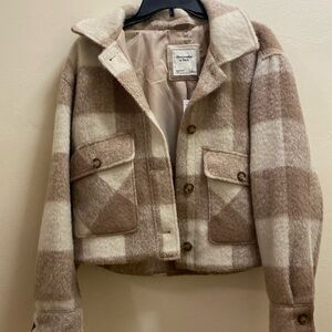 Abercrombie & Fitch Cropped Plaid Jacket